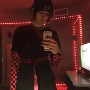 Meet your Posher, Dee